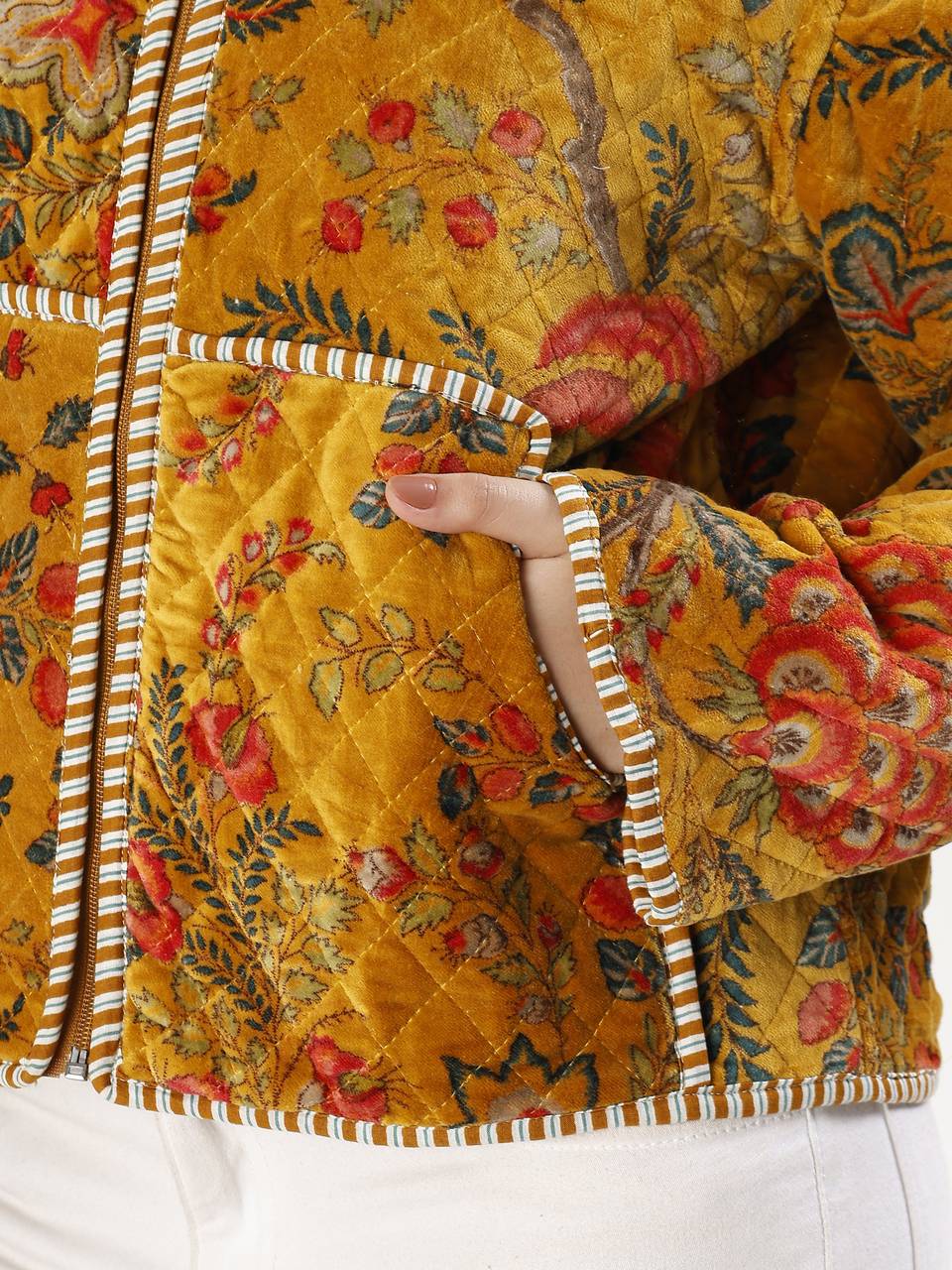 Cara Velvet Jacket - Mustard